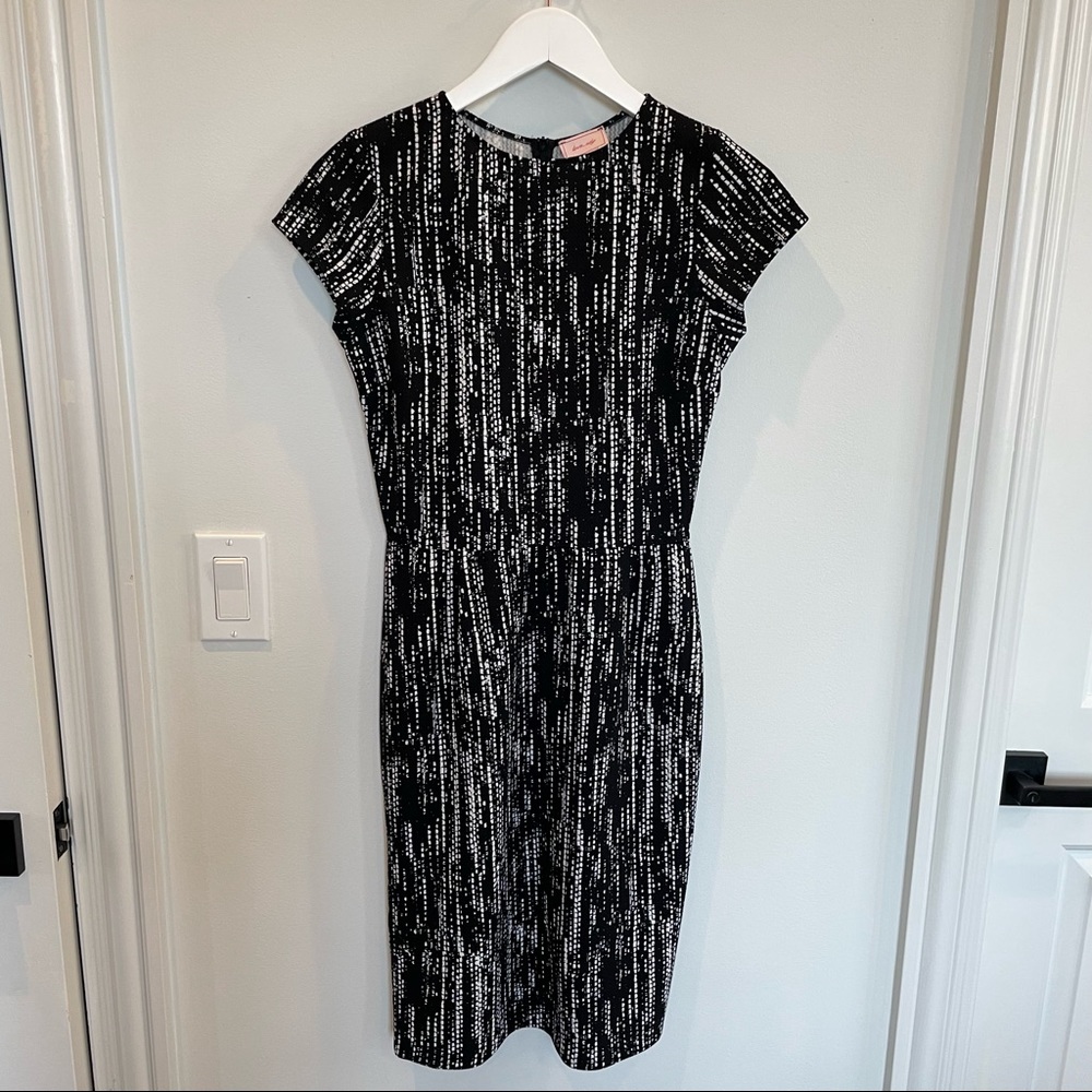 Love…Ady Cap Sleeve Sheath Dress NWOT